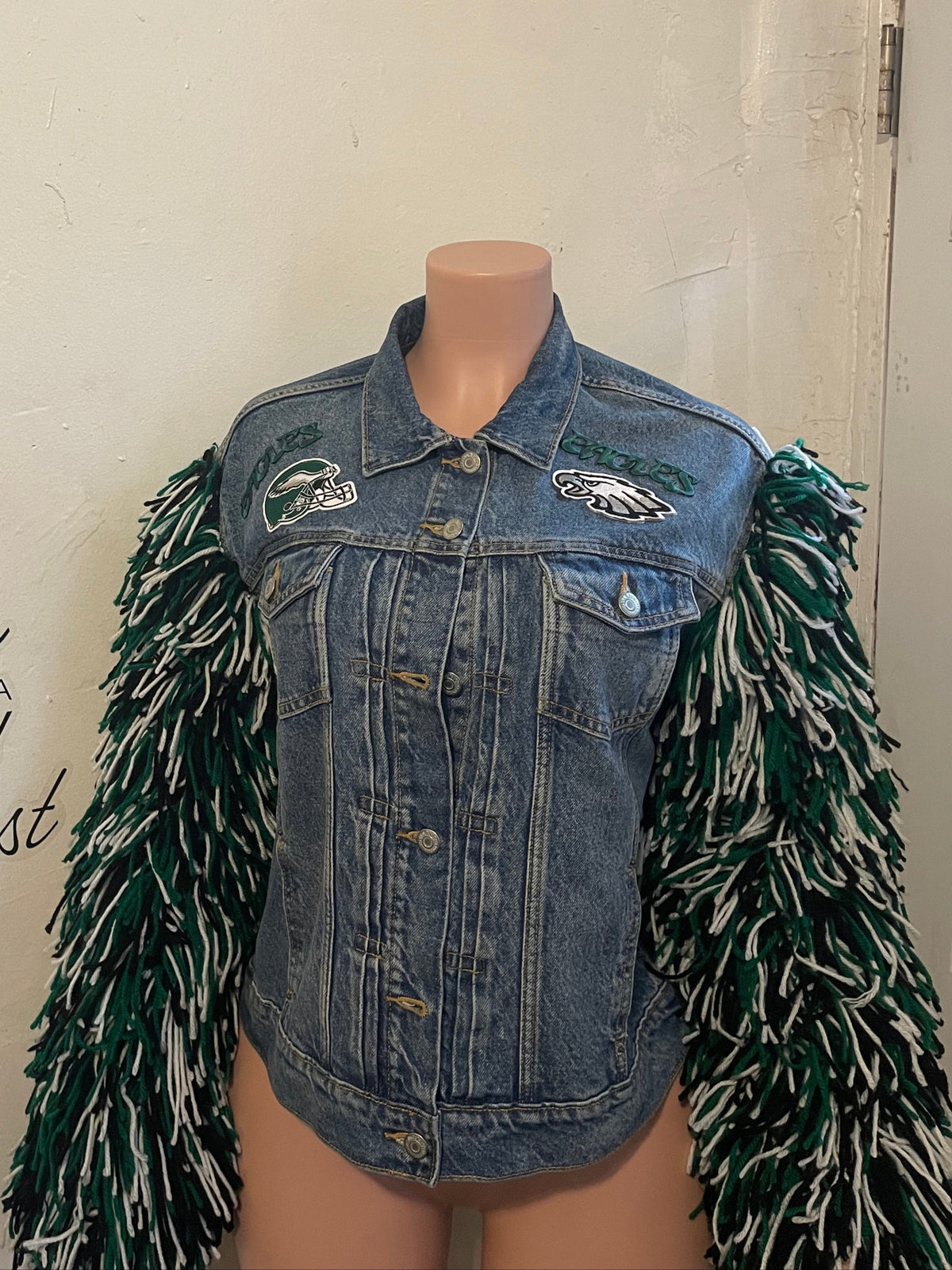 EAGLES FRINGE DRIP JACKET