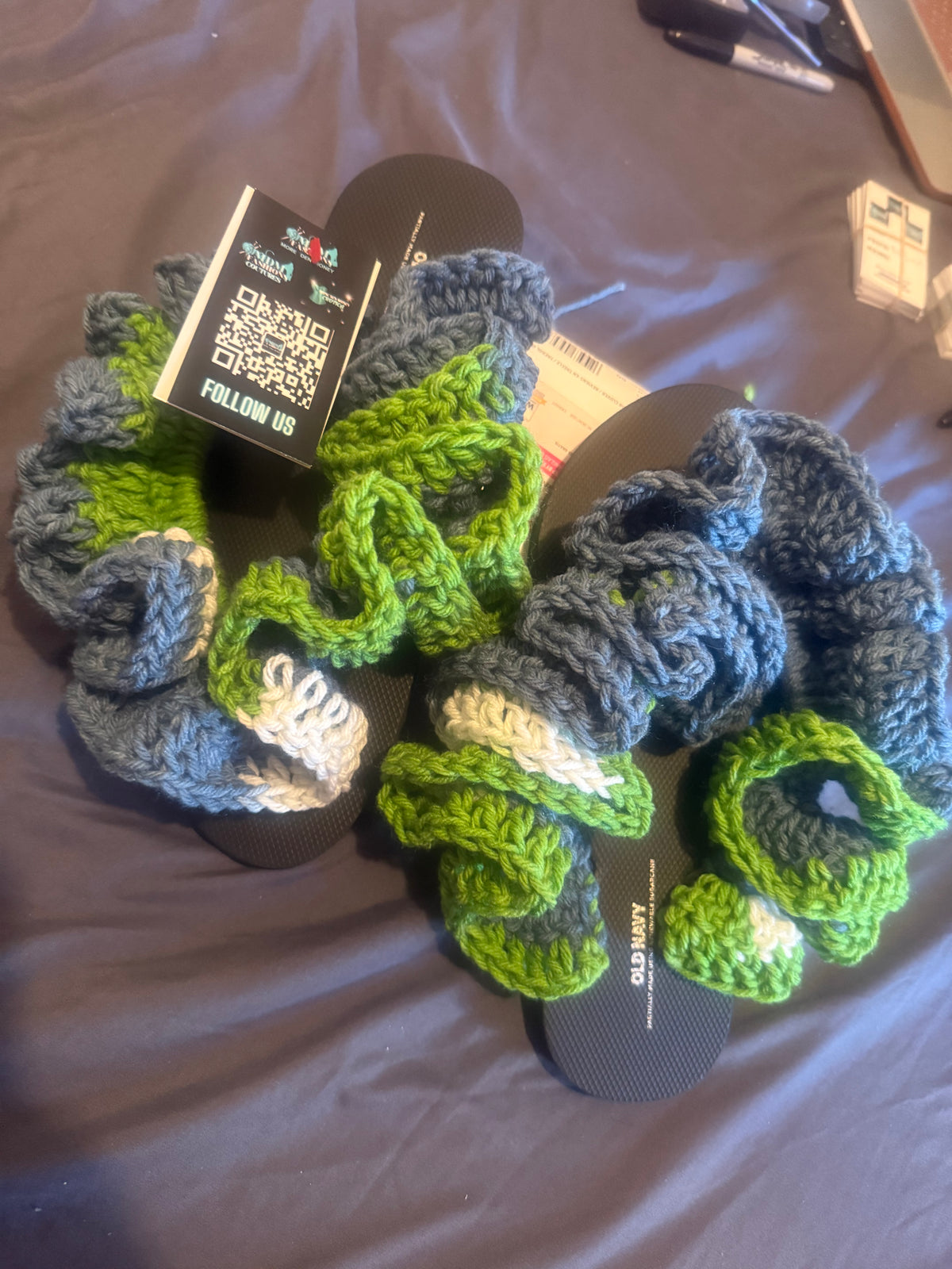 RUFFLED FLIP FLOPS